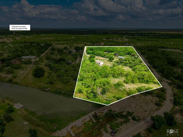 12315 Dove Creek Lane West, San Angelo, TX 76904