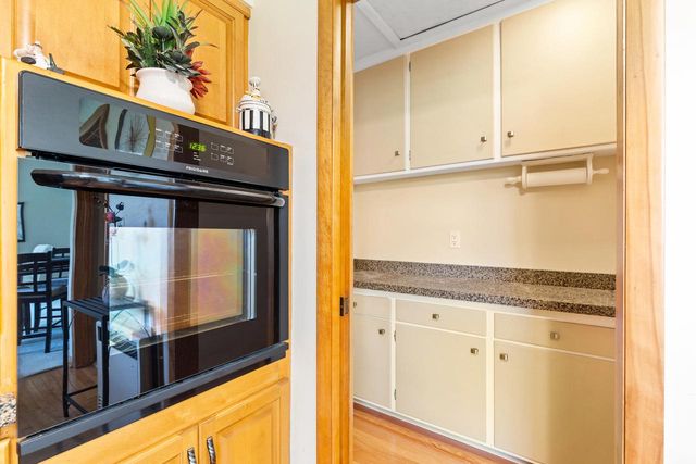 N68W15321 Prudence DRIVE, Menomonee Falls, WI 53051