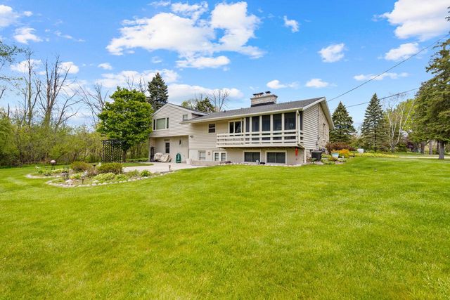 N68W15321 Prudence DRIVE, Menomonee Falls, WI 53051