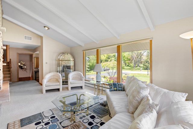 N68W15321 Prudence DRIVE, Menomonee Falls, WI 53051