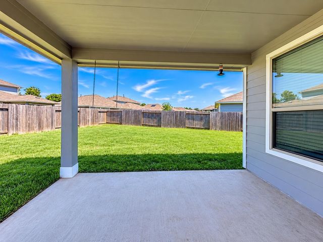 703 Cypress Summit Road, Huffman, TX 77336