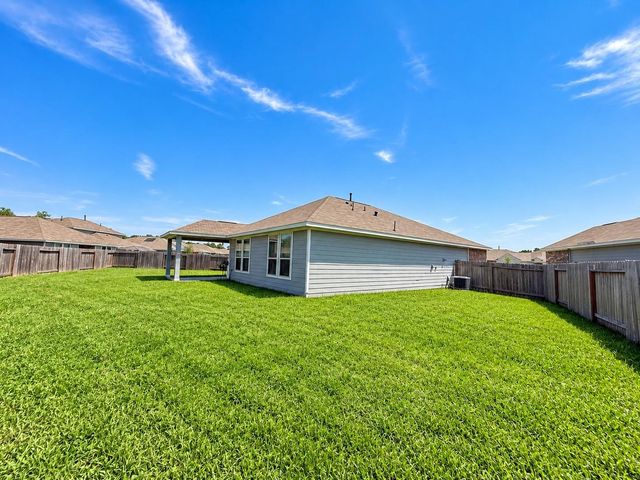 703 Cypress Summit Road, Huffman, TX 77336