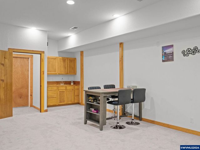 555 Misty Hill Ln SE, Salem, OR 97306