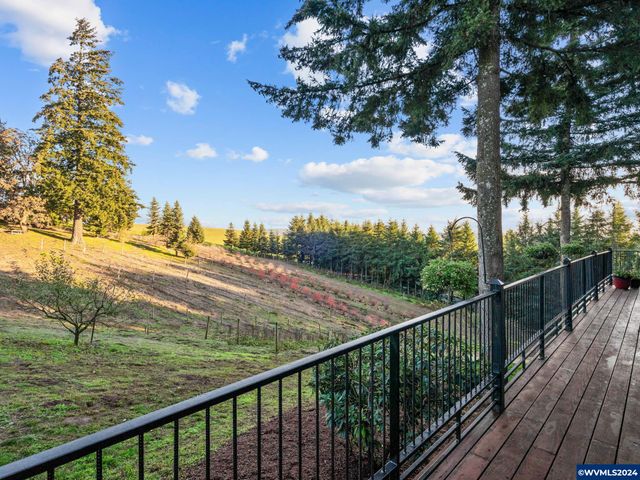 555 Misty Hill Ln SE, Salem, OR 97306