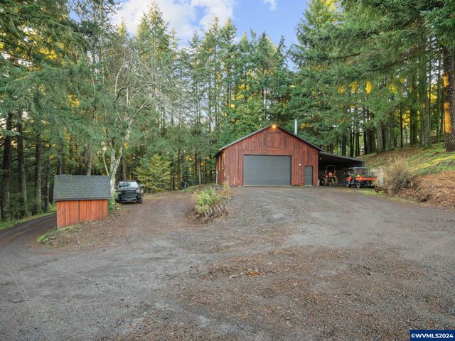 555 Misty Hill Ln SE, Salem, OR 97306