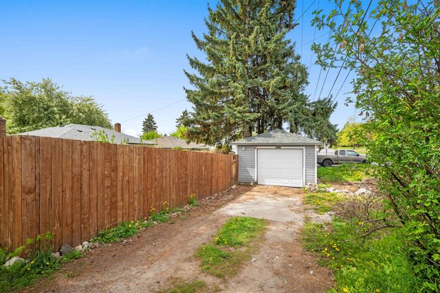 4139 E Frederick Ave, Spokane, WA 99217