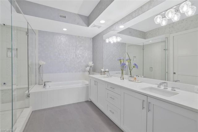 1035 3rd AVE S # 402, Naples, FL 34102