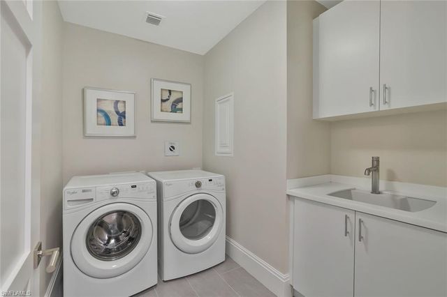 1035 3rd AVE S # 402, Naples, FL 34102