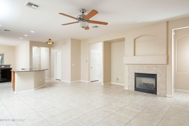 1111 W Montelupo Drive, Oro Valley, AZ 85755