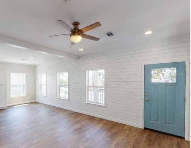 710 N THOMAS STREET, Plant City, FL 33563