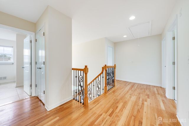 519 Fairview Avenue, Middlesex, NJ 08846