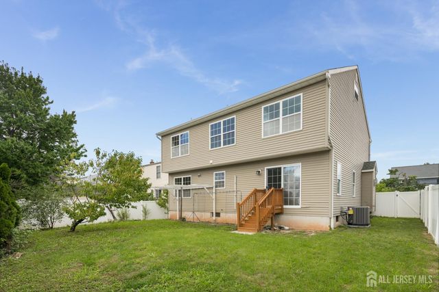 519 Fairview Avenue, Middlesex, NJ 08846