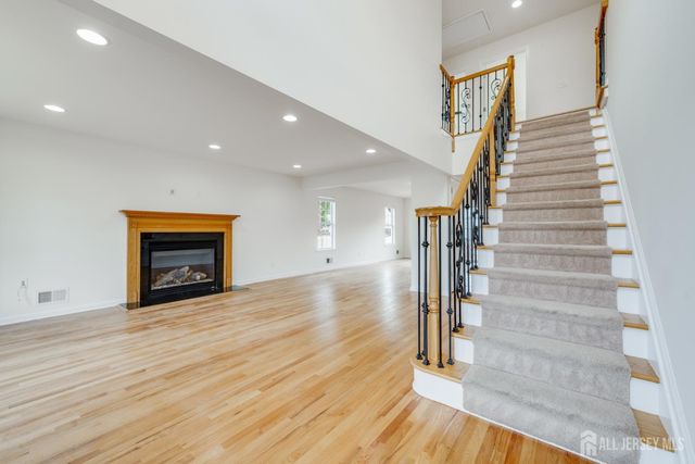 519 Fairview Avenue, Middlesex, NJ 08846