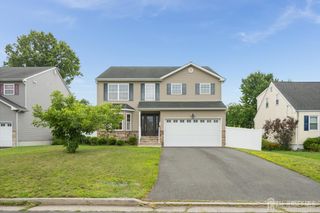 519 Fairview Avenue, Middlesex, NJ 08846