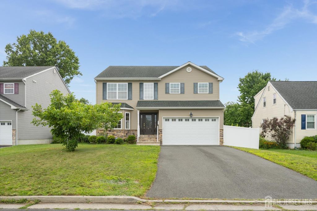519 Fairview Avenue, Middlesex, NJ 08846