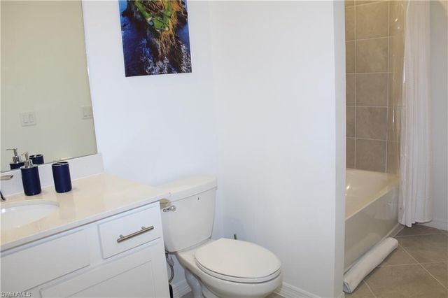 5527 DOUBLE EAGLE CIR 3843, Ave Maria, FL 34142