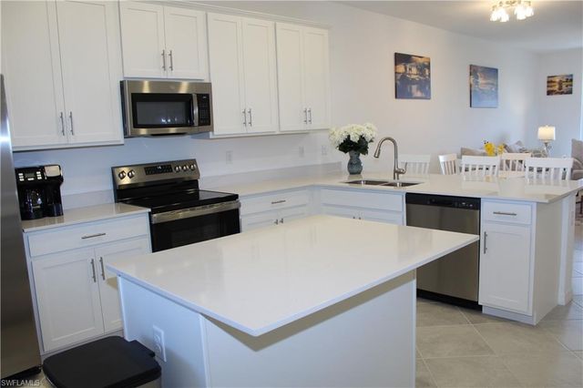 5527 DOUBLE EAGLE CIR 3843, Ave Maria, FL 34142