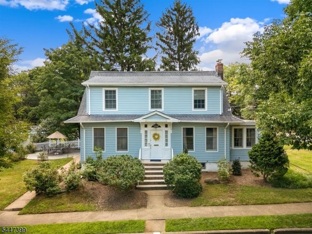 35 Lowell St, Westwood Boro, NJ 07675