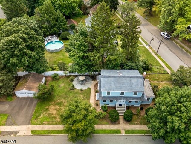 35 Lowell St, Westwood Boro, NJ 07675