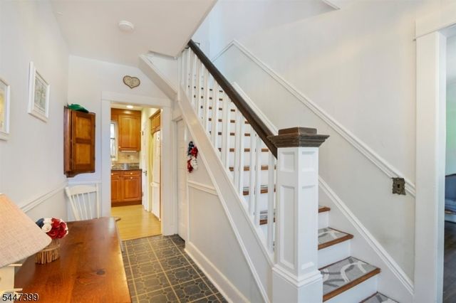 35 Lowell St, Westwood Boro, NJ 07675