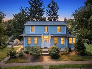 35 Lowell St, Westwood Boro, NJ 07675