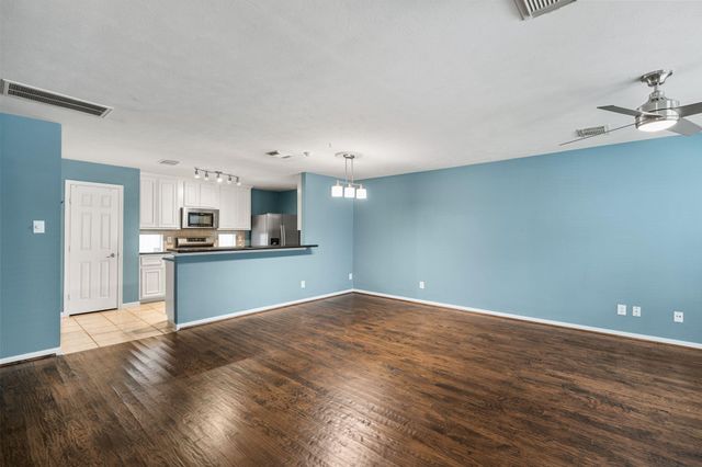 1919 Bailey Street, Houston, TX 77006