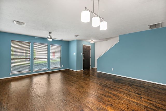 1919 Bailey Street, Houston, TX 77006