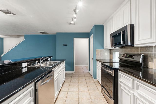 1919 Bailey Street, Houston, TX 77006