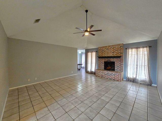 3300 Oakmont Dr, Midland, TX 79707