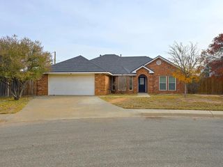 3300 Oakmont Dr, Midland, TX 79707