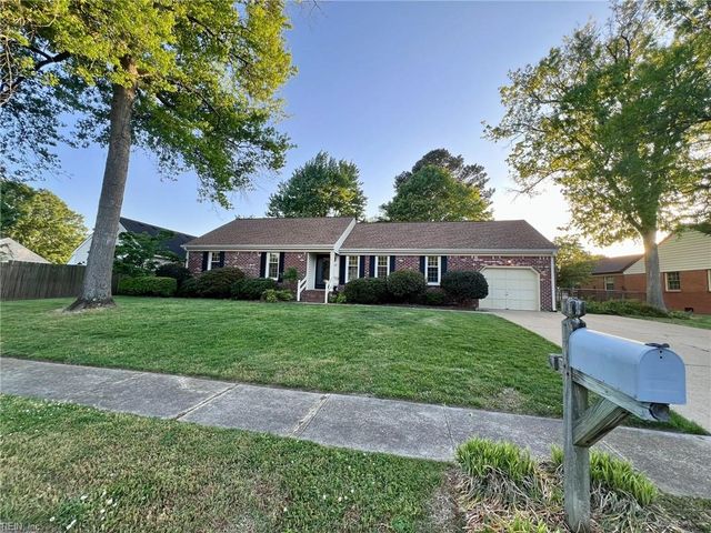 728 Willow Oak DR, Chesapeake, VA 23322