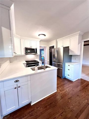 728 Willow Oak DR, Chesapeake, VA 23322