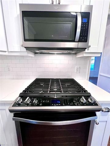 728 Willow Oak DR, Chesapeake, VA 23322