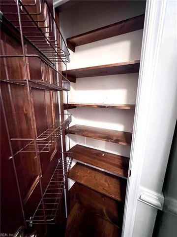 728 Willow Oak DR, Chesapeake, VA 23322