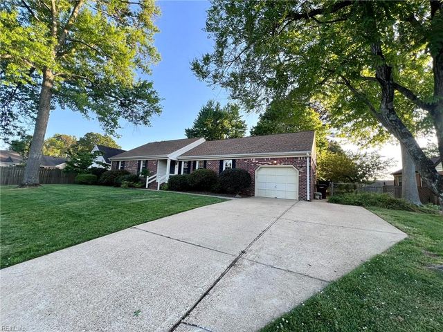 728 Willow Oak DR, Chesapeake, VA 23322