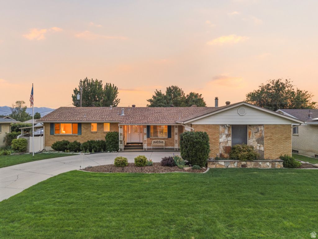 8328 S ROOSEVELT ST, Midvale, UT 84047