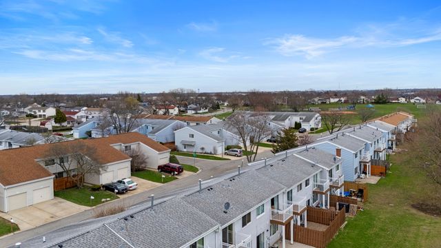 269 E Alpine Drive, Glendale Heights, IL 60139