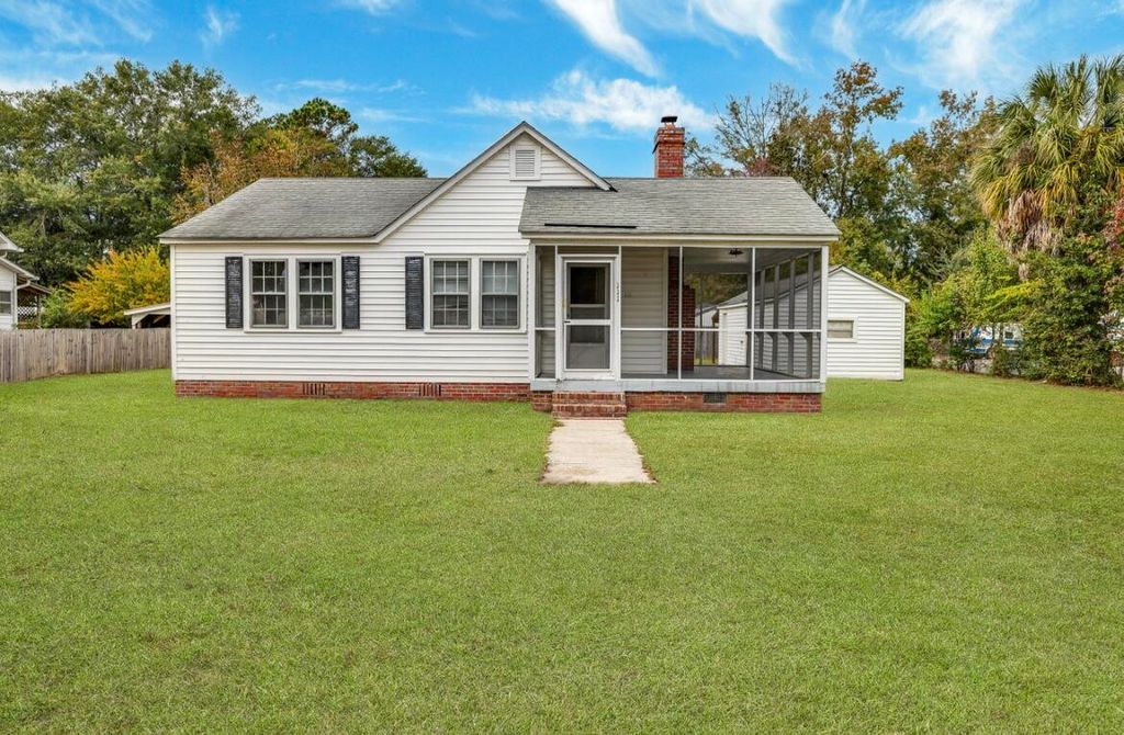 111 S Live Oak Drive, Moncks Corner, SC 29461