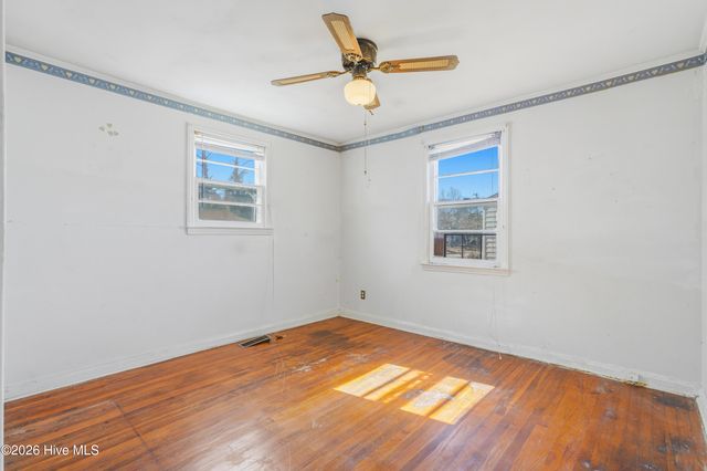 127 Bryan Place, Jacksonville, NC 28540