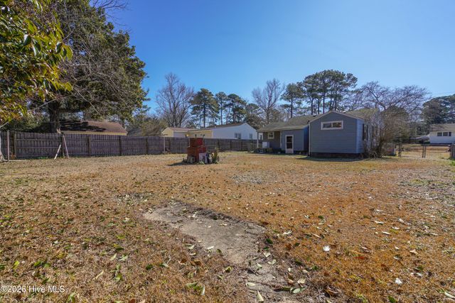 127 Bryan Place, Jacksonville, NC 28540