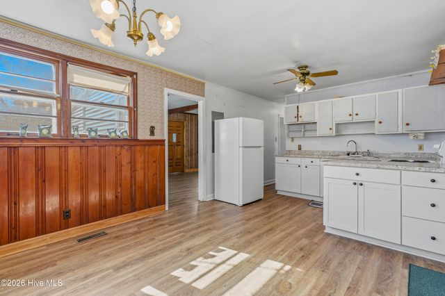 127 Bryan Place, Jacksonville, NC 28540