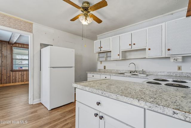 127 Bryan Place, Jacksonville, NC 28540