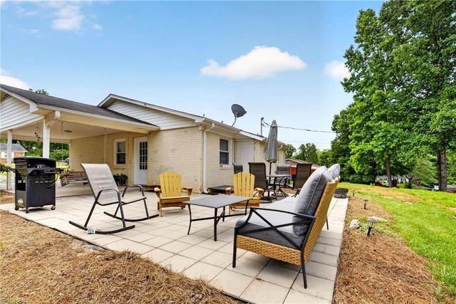 1111 Foxtrot Court, King, NC 27021