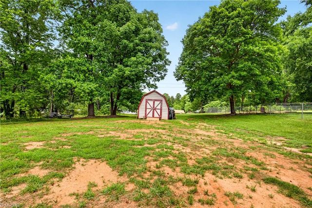 1111 Foxtrot Court, King, NC 27021