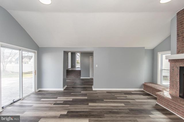 7105 N RADCLIFFE ST, Bristol, PA 19007