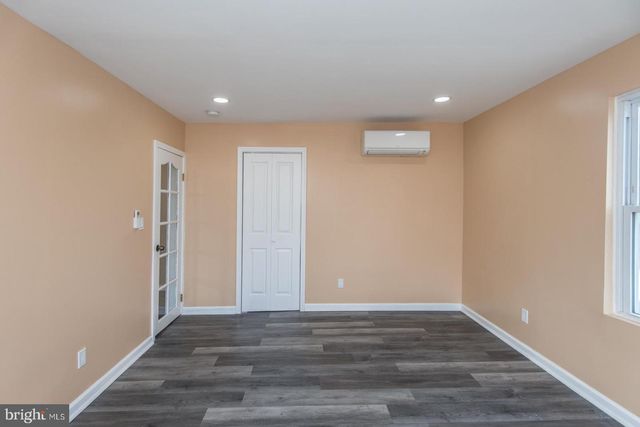 7105 N RADCLIFFE ST, Bristol, PA 19007