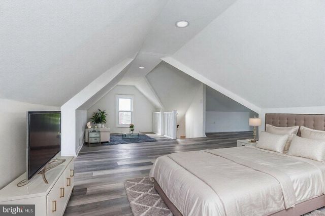 7105 N RADCLIFFE ST, Bristol, PA 19007