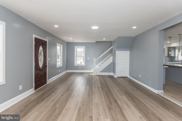 7105 N RADCLIFFE ST, Bristol, PA 19007