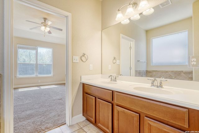 11926 Jasmine, San Antonio, TX 78253