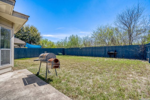 11926 Jasmine, San Antonio, TX 78253